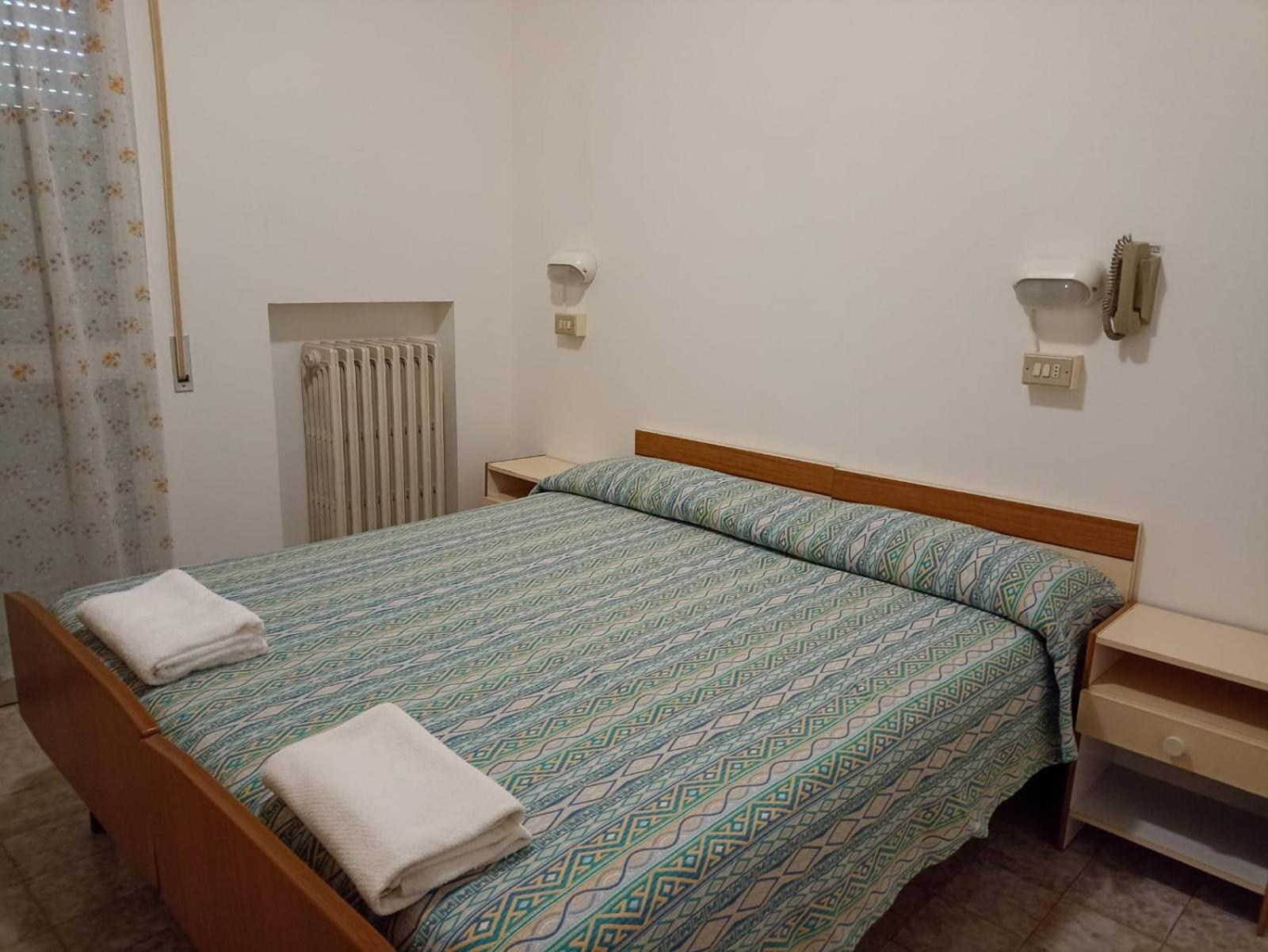 Hotel Toschi Lido di Classe Buitenkant foto